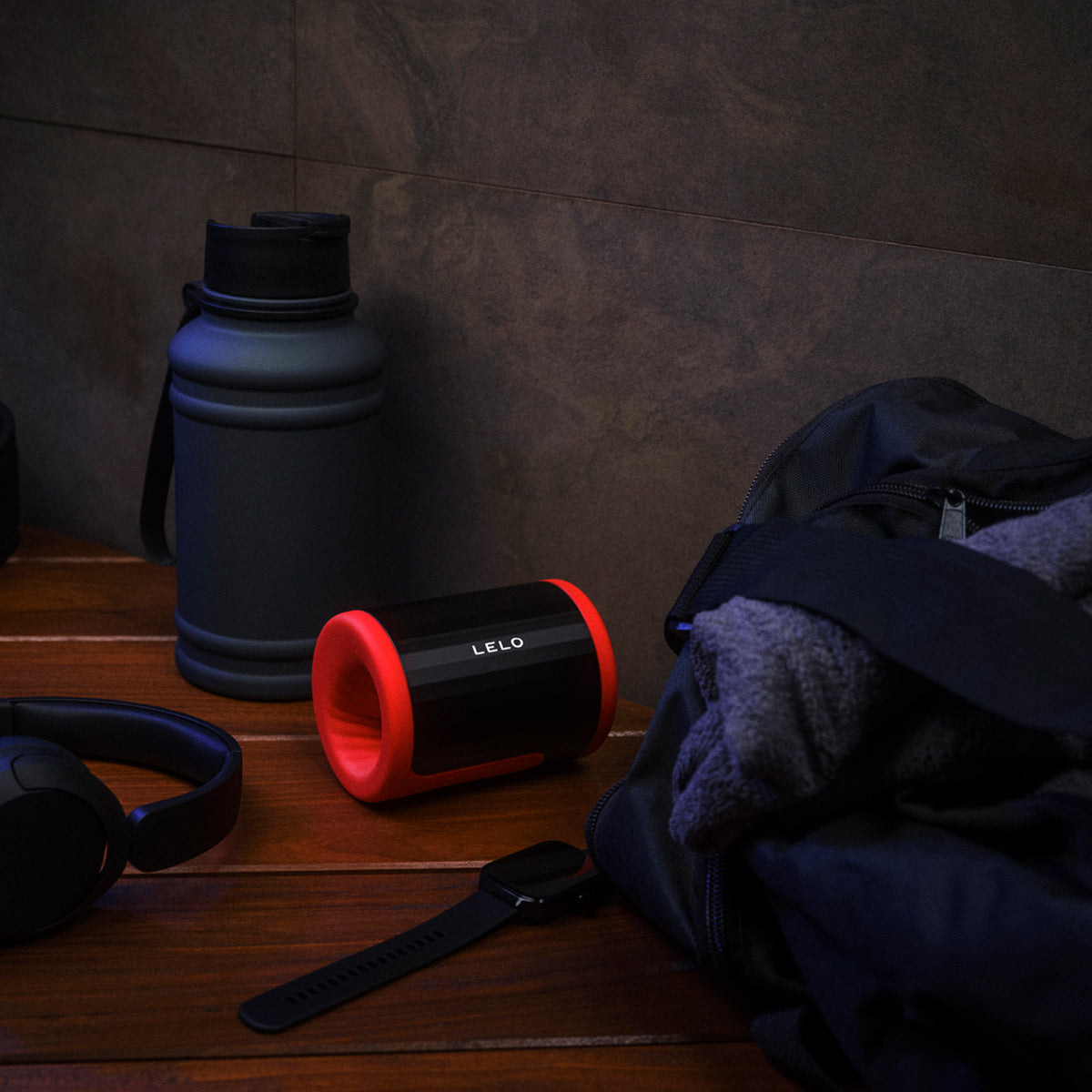 Lelo - F2S App-Controlled Stamina Trainer and Male Stroker Red