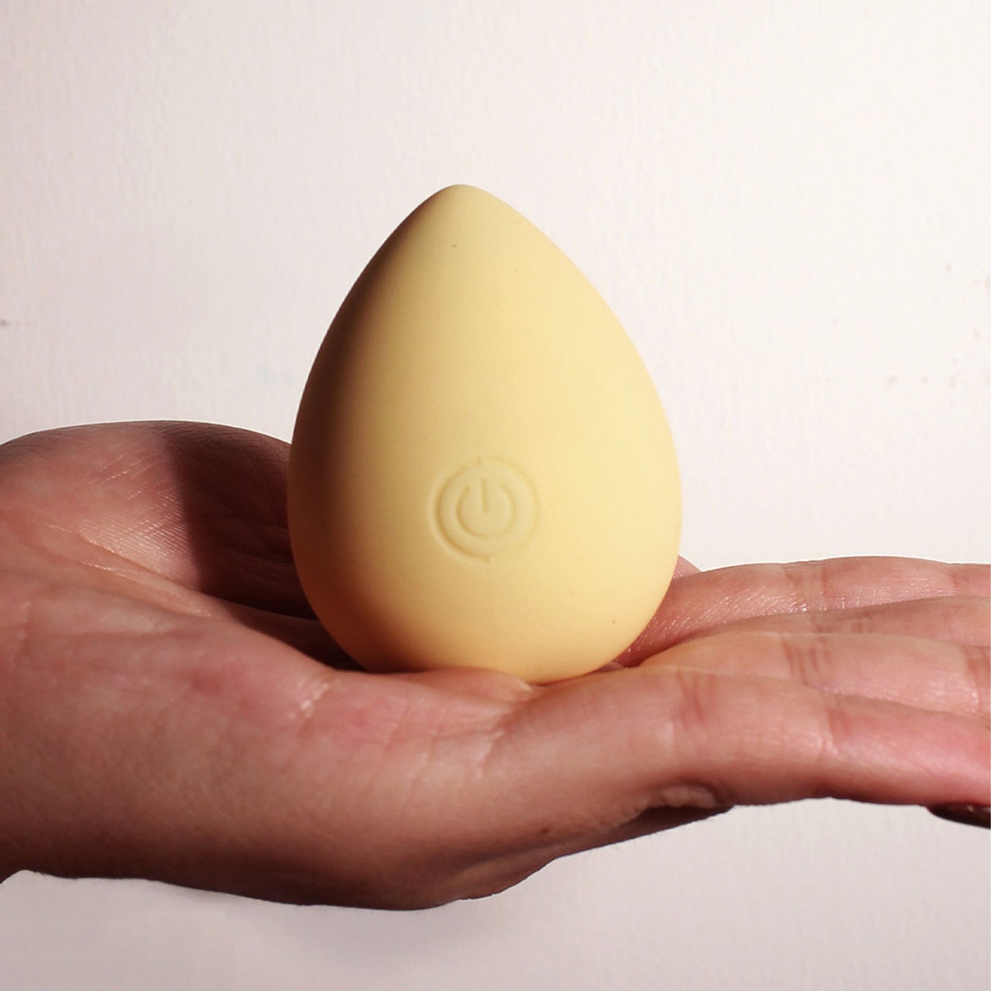 Blenva – Bonbon The Power Puff Clitoral Vibrator